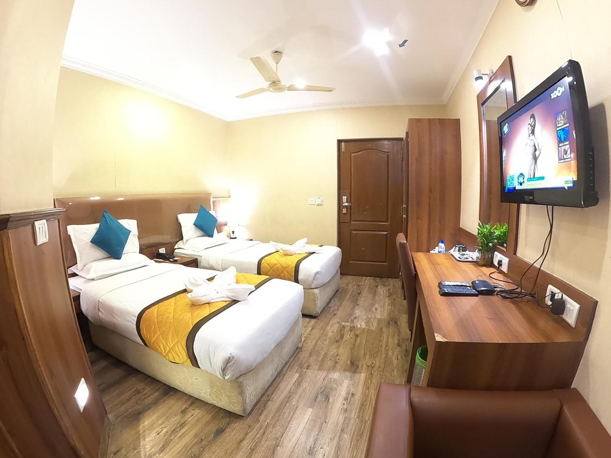 Hotel Noor Empire International Kormangala Bangalore Extérieur photo