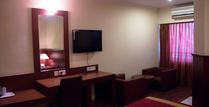 Hotel Noor Empire International Kormangala Bangalore Extérieur photo