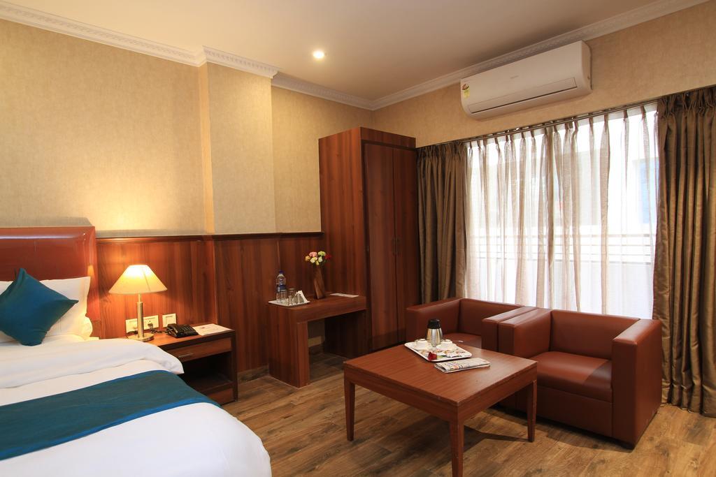 Hotel Noor Empire International Kormangala Bangalore Extérieur photo