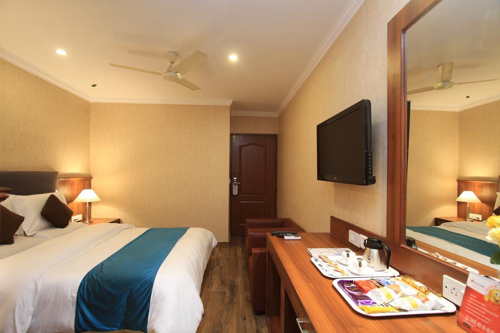 Hotel Noor Empire International Kormangala Bangalore Extérieur photo