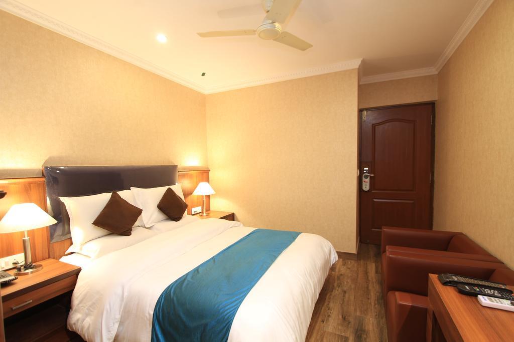 Hotel Noor Empire International Kormangala Bangalore Extérieur photo
